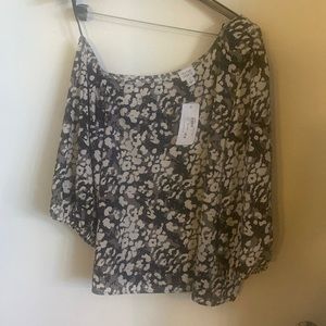 New! Peyton Jensen blouse grey leopard size L one shoulder top